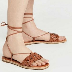 NWOT Never worn Tory Burch Basket weave Espadrille sandals